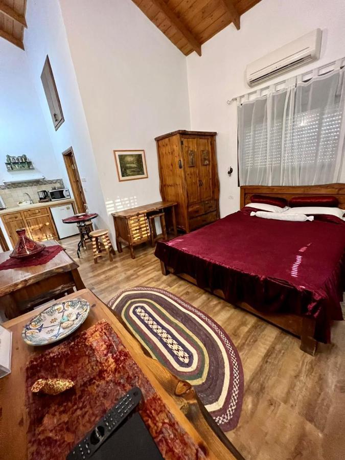 Apartamento צימר תות Qaşrīn Exterior foto